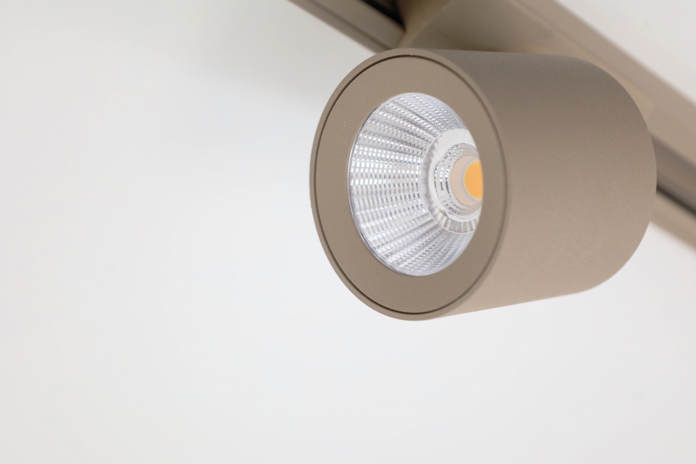 Railspot SHORT PRO LED voor LUNA spanningsrail | Zand / Quartz