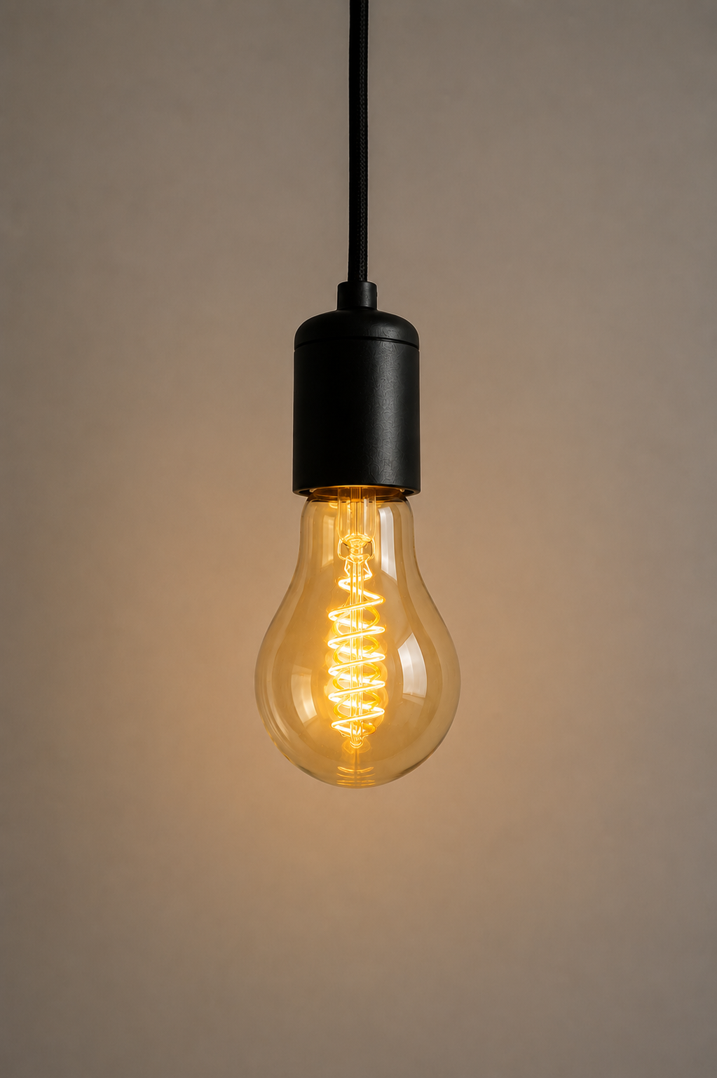 BOLD standaardlamp CURVE GOLD DECO 4 watt LED E27 dimbaar