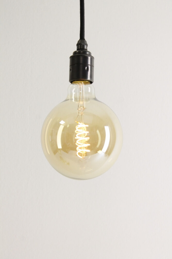 BOLD LED globe 125mm 3-standen CURVE GOLD E27 | 2200K + Memory