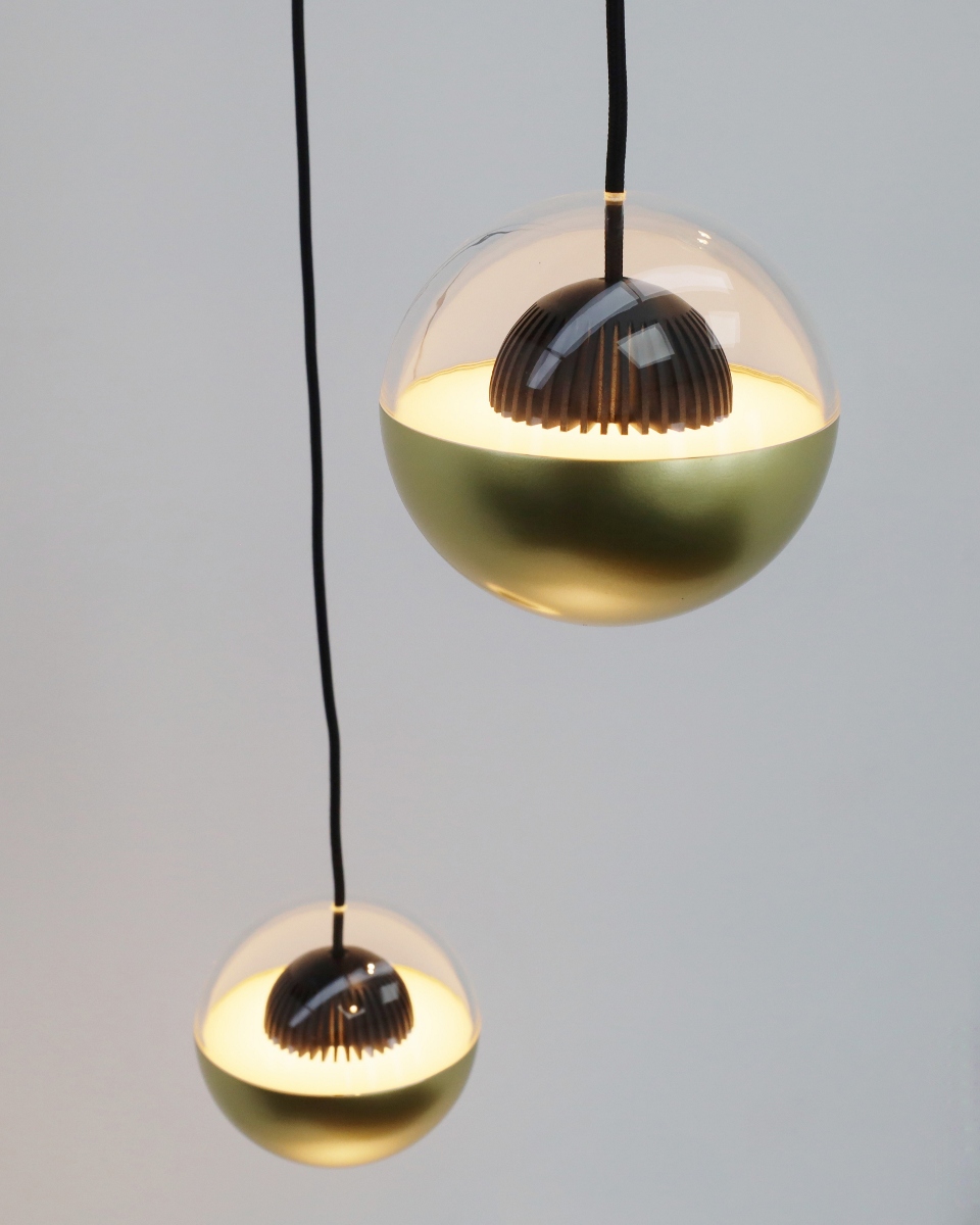 Dynamische hanglamp POKEBALL 3-lichts rond | Goud / Zwart