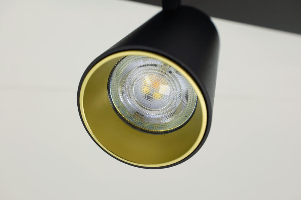 Strakke kantelbare 1-lichts opbouwspot TELESCOPE XL | Zwart / Goud