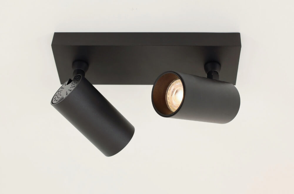 Strakke kantelbare 2-lichts opbouwspot TELESCOPE XL | Zwart