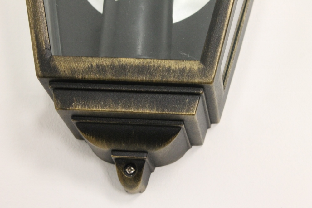Fraaie nostalgische buitenlamp NICIA wand | Oud goudkleur