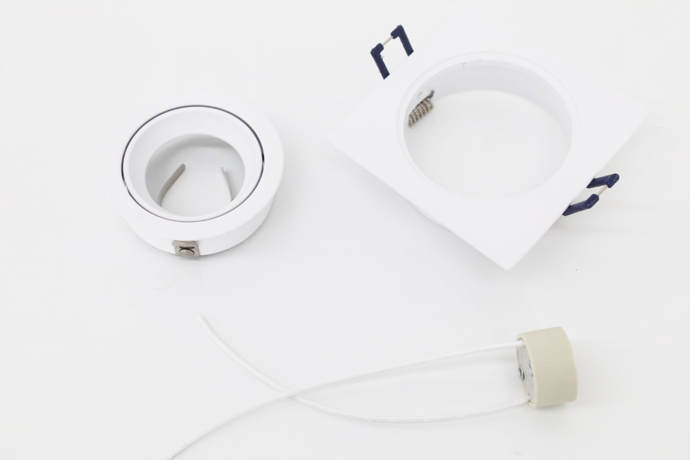 Witte inbouwspot CLASSIC vierkant | 9,2 cm