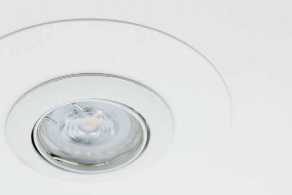 Opvulring wit | Voor grote gaten in het plafond | Ø 14 cm