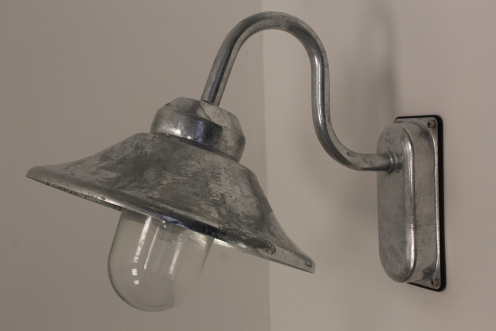 Buitenlamp wandlamp ORIANA staal
