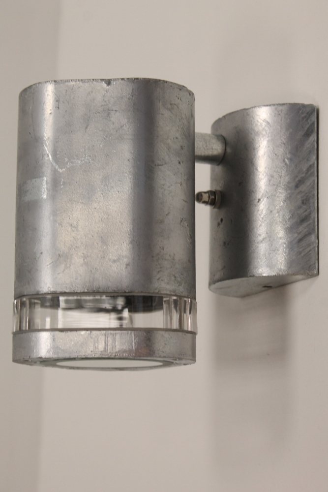 Buitenlamp / Wandlamp Rigina met onderverlichting | Staal enkel
