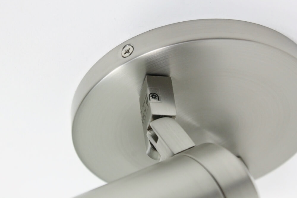 Kantelbare 2-lichts opbouwspot rond DOCCIA IP44 | Staal