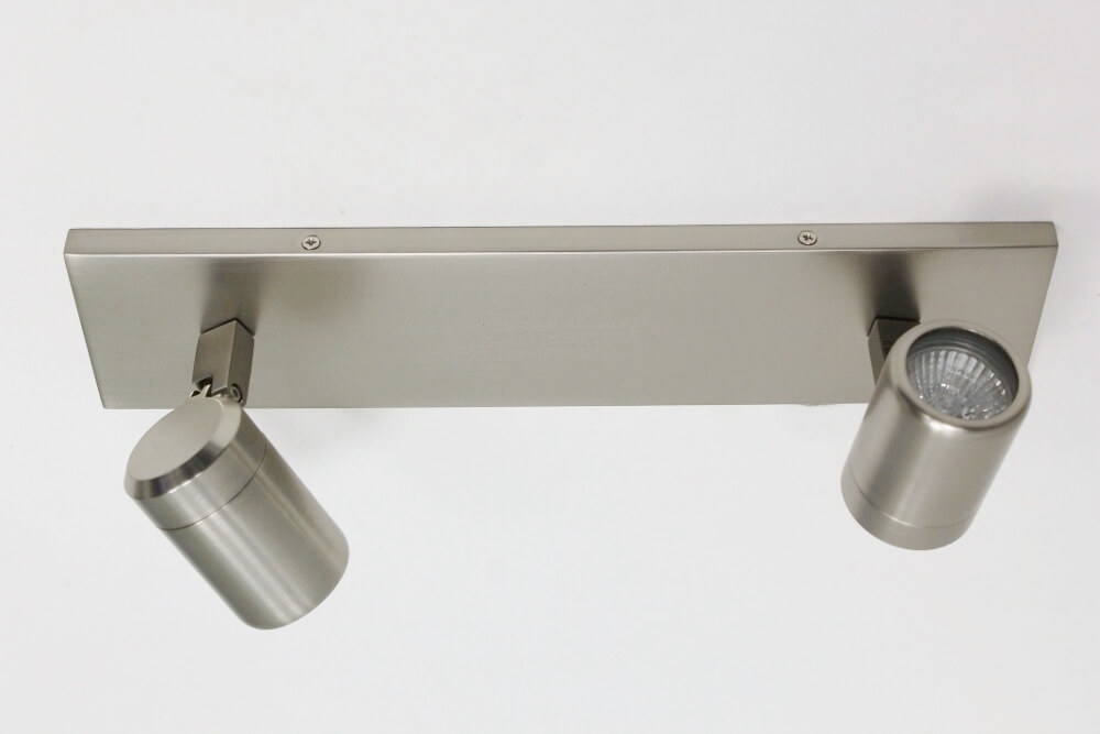 Kantelbare 2-lichts opbouwspot balk DOCCIA IP44 | Staal