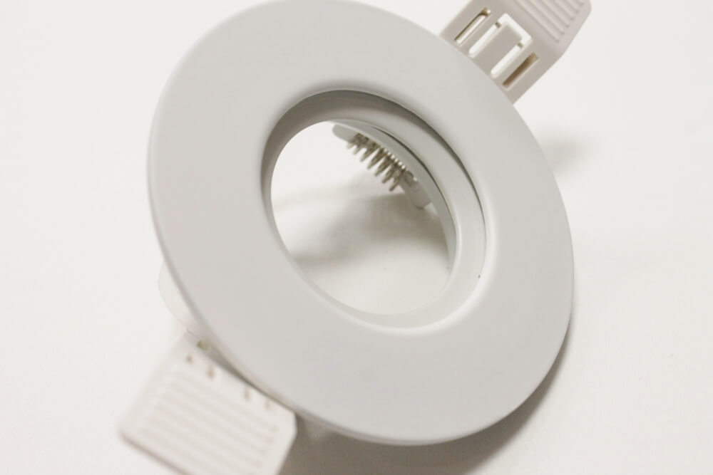 Witte waterdichte inbouwspot RAIN rond | IP65 9,0 cm