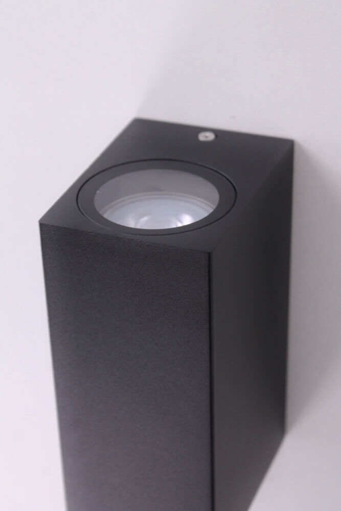 Buitenlamp / Wandlamp ZORA LED 2-lichts vierkant | Zwart