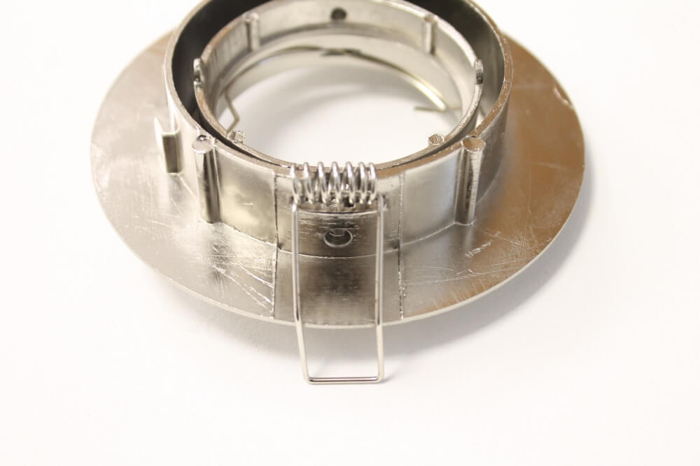 Staalkleurige inbouwspot CLASSIC met brede rand | 9,5 cm