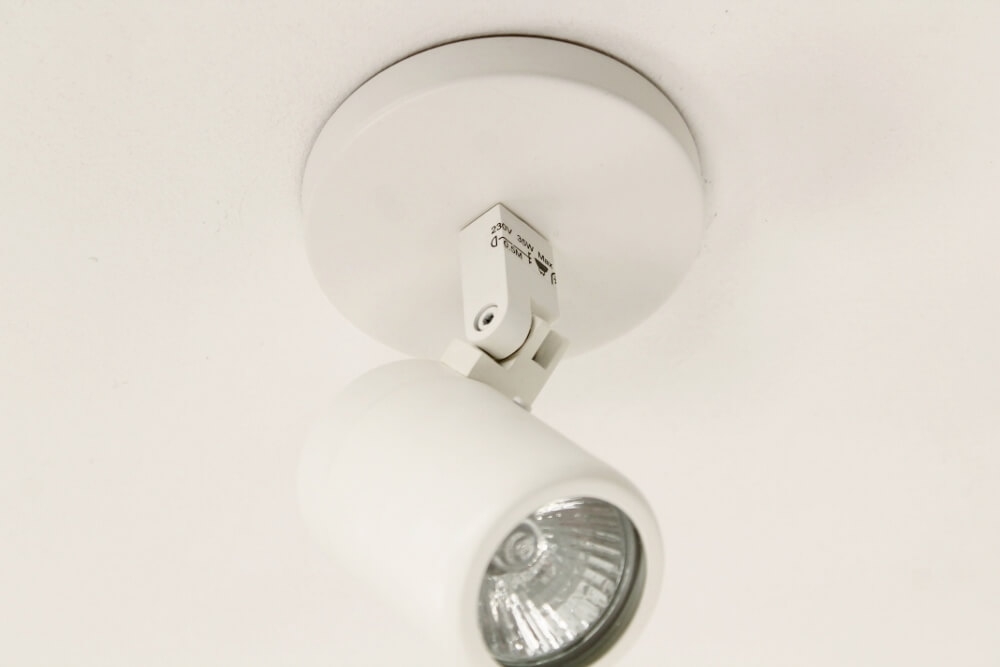 Kantelbare 1-lichts opbouwspot rond DOCCIA IP44 | Wit