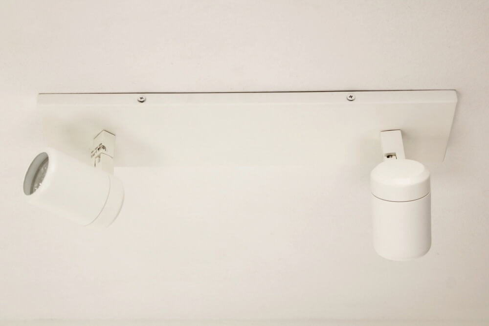 Kantelbare 2-lichts opbouwspot balk DOCCIA IP44 | Wit