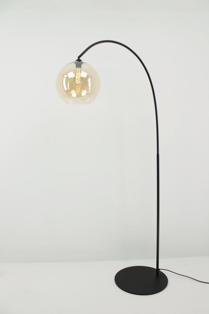 Zwarte booglamp PALATA met goudkleurig glas BALLOON Ø 30 cm