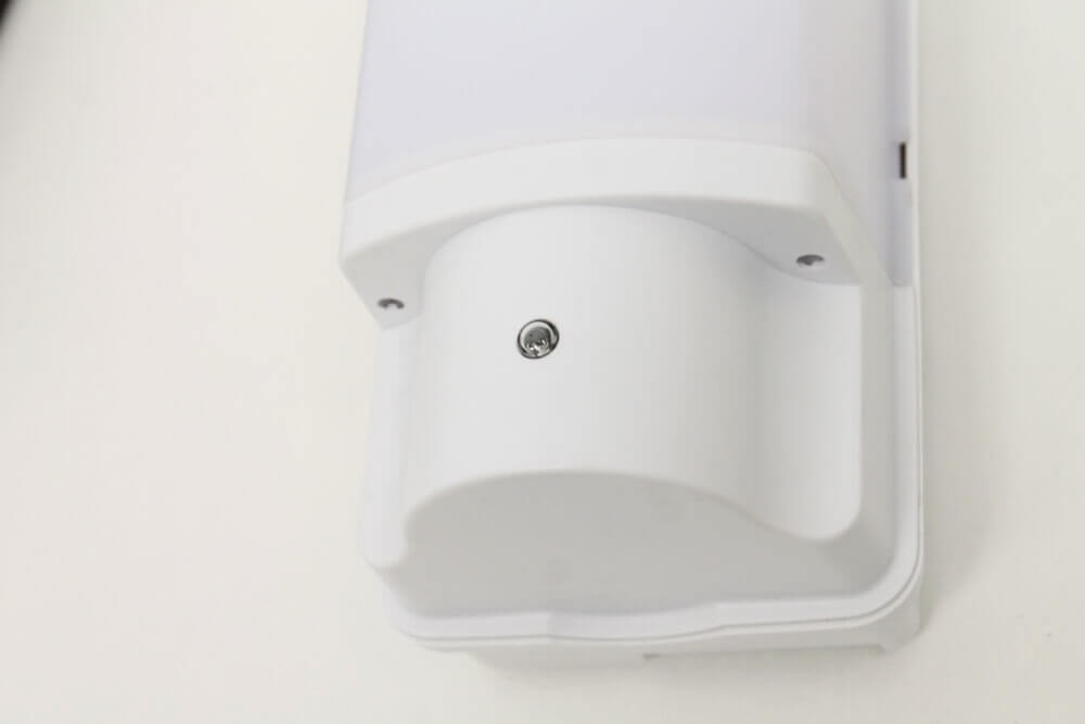 Buitenlamp PUCK met licht-donker sensor | Wit