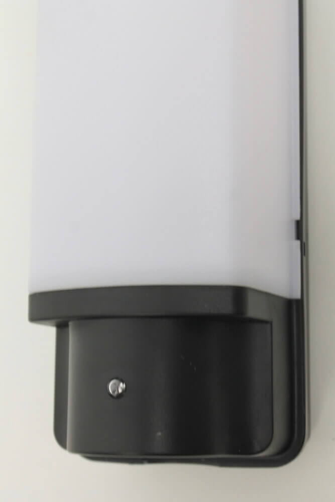 Buitenlamp PUCK met licht-donker sensor | Zwart