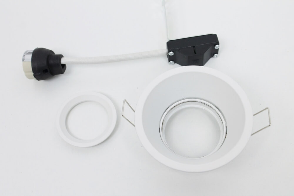 Ronde verdiepte witte inbouwspot TRIMLESS | Kantelbaar 9,3 cm