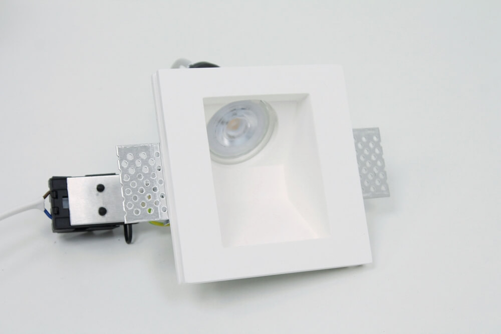 Trimless inbouwspot GIPSY SQUARE schuin | Overschilderbaar