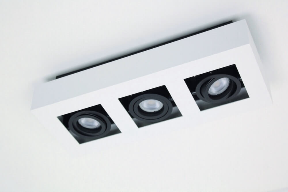 Strakke 3-lichts opbouwspot XANTO | Zwart en wit