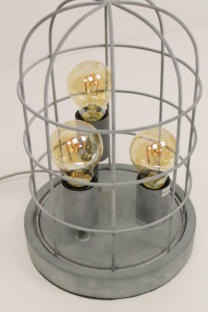 Leuke 3-lichts tafellamp STOLP | Beton + grill