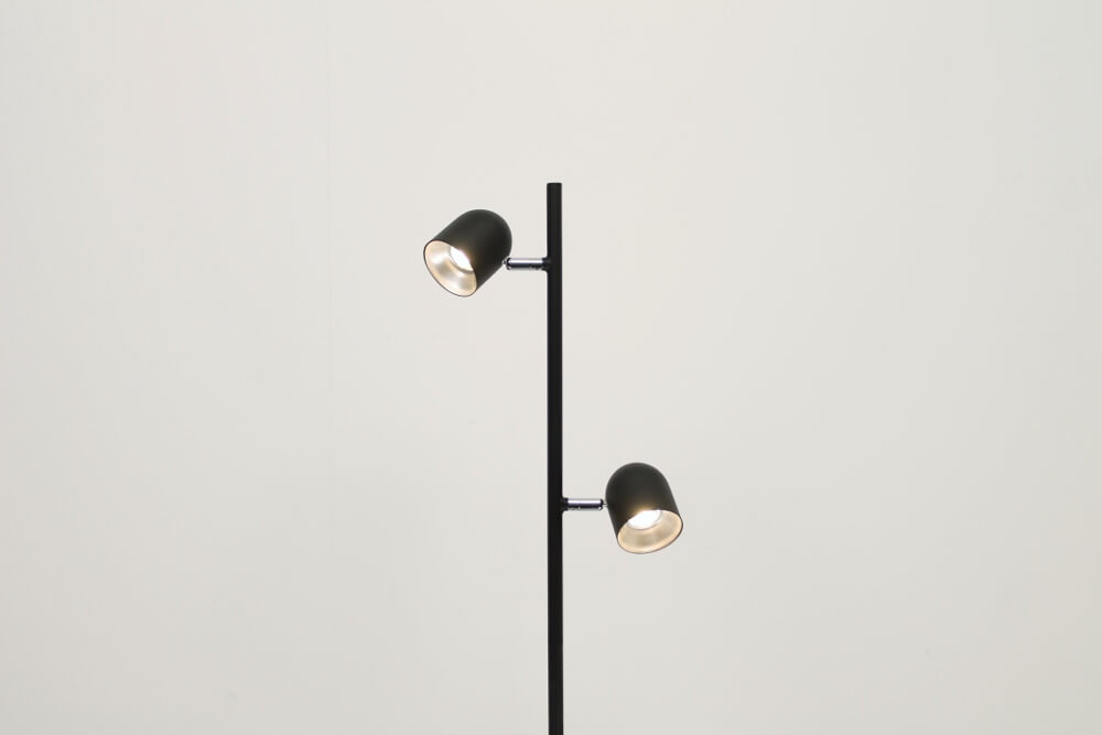 Strakke dubbele leeslamp OVALA met dimmer | Zwart