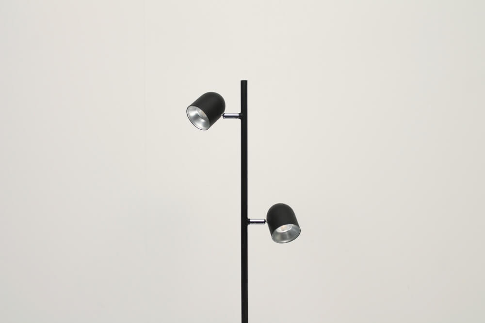 Strakke dubbele leeslamp OVALA met dimmer | Zwart