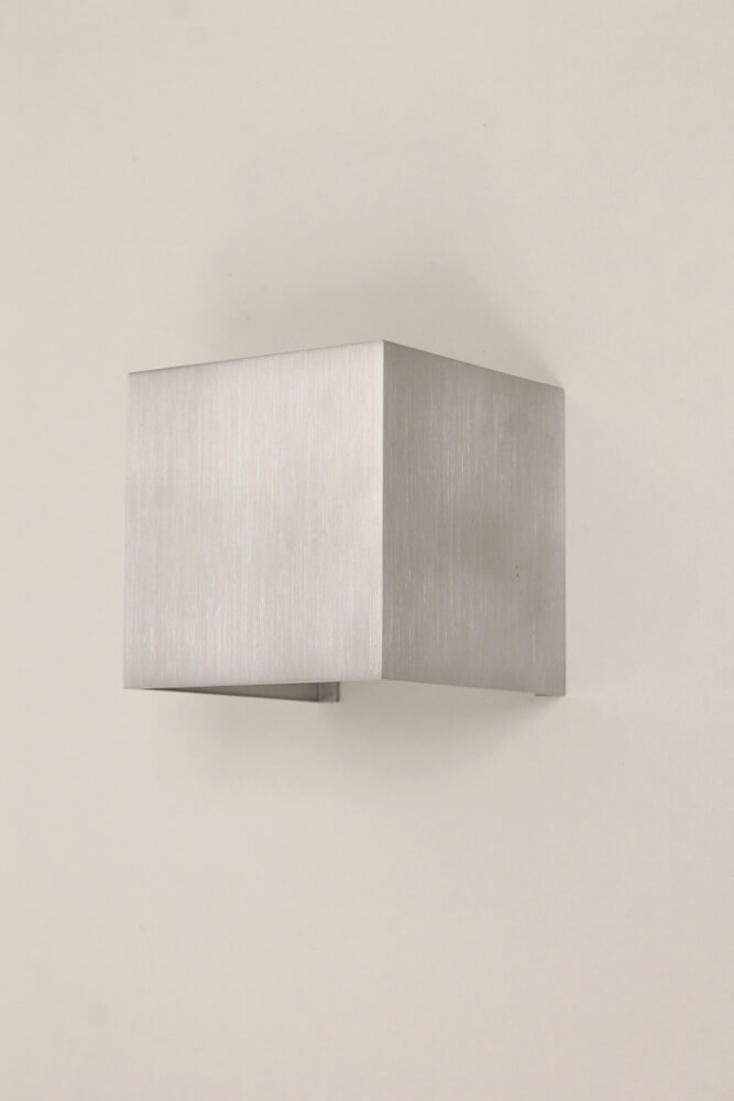 Wandlamp JUDE met verstelbare lichtbundel | Aluminium vierkant