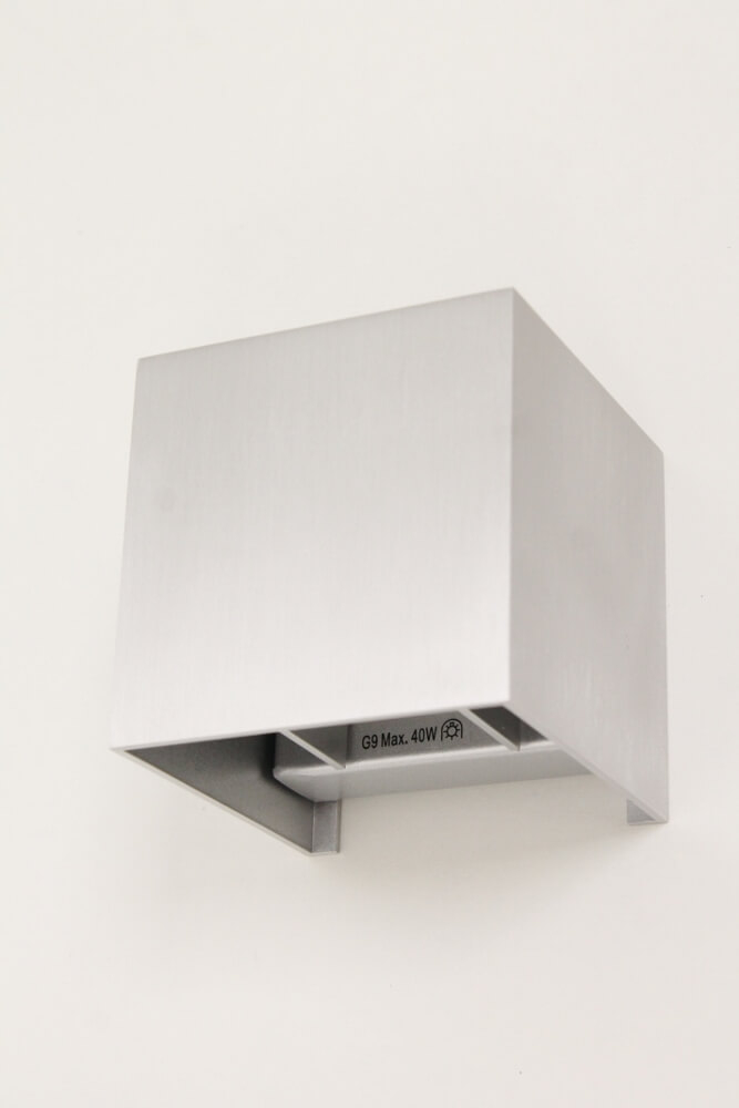 Wandlamp JUDE met verstelbare lichtbundel | Aluminium vierkant