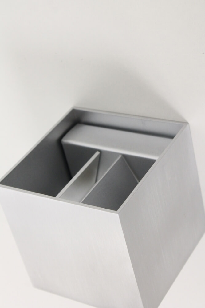 Wandlamp JUDE met verstelbare lichtbundel | Aluminium vierkant