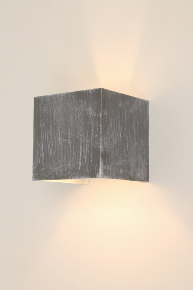 Wandlamp JUDE met verstelbare lichtbundel | Betongrijs vierkant