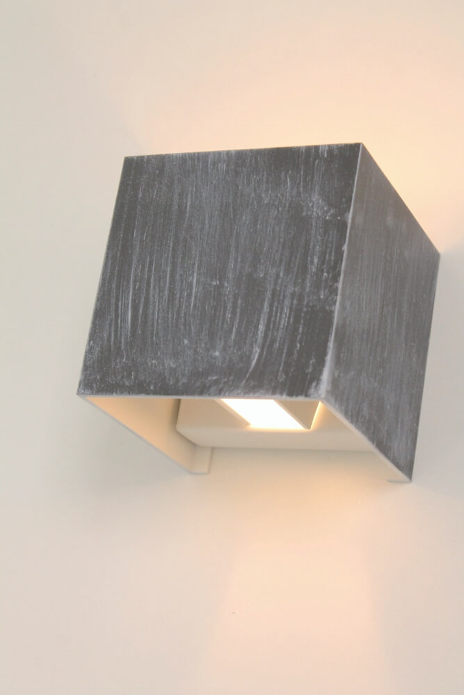Wandlamp JUDE met verstelbare lichtbundel | Betongrijs vierkant