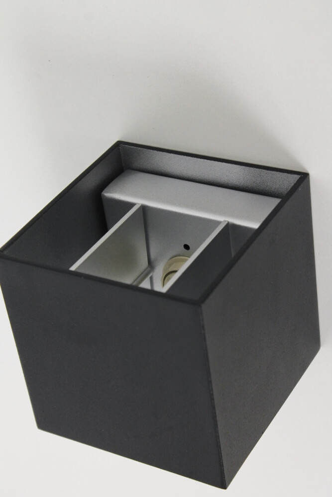 Wandlamp JUDE met verstelbare lichtbundel | Zwart vierkant