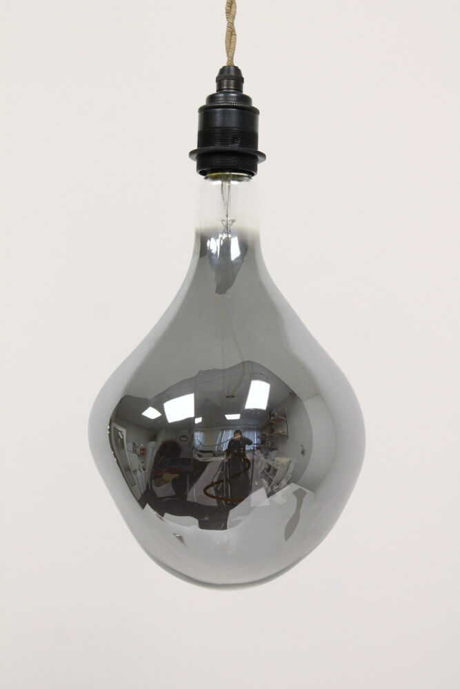 LED GIANT CURVE SMOKE DECO 4 watt E27 dimbaar | Gedeukte peer 16 cm