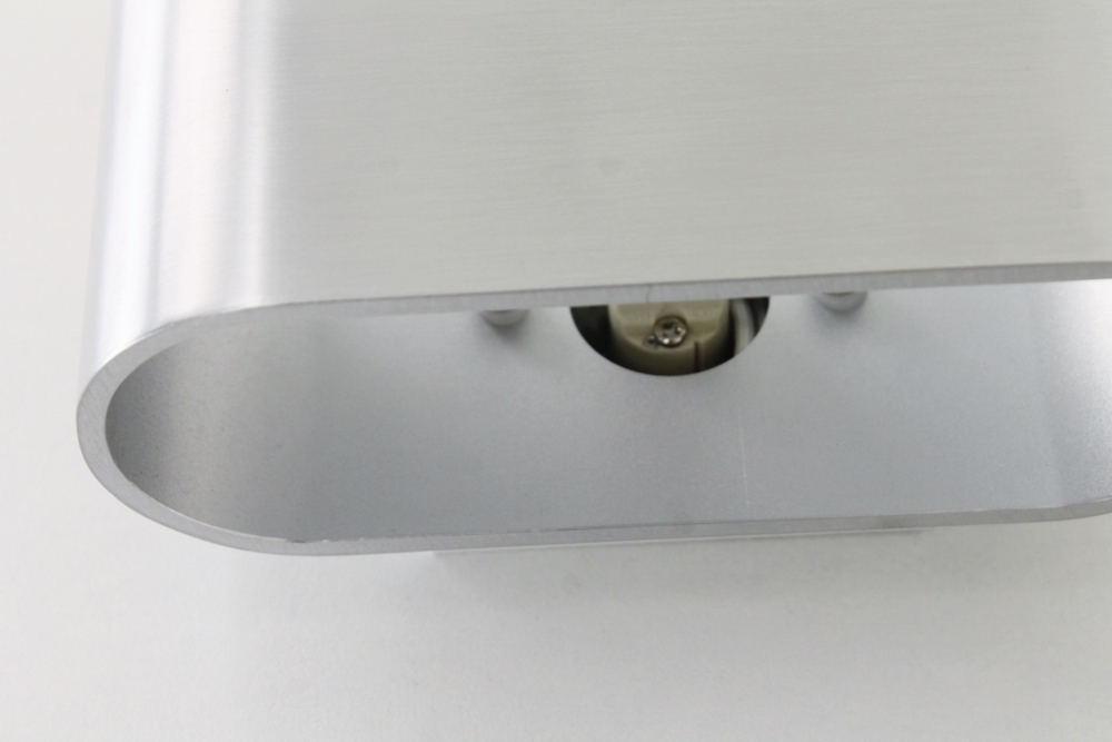Strakke ovalen wandlamp OVALO 16 cm | Aluminium