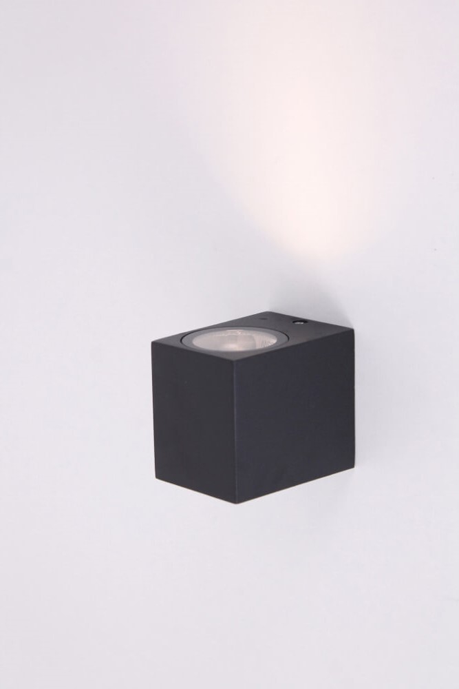 Buitenlamp / Wandlamp ZORA LED 1-lichts vierkant | Zwart