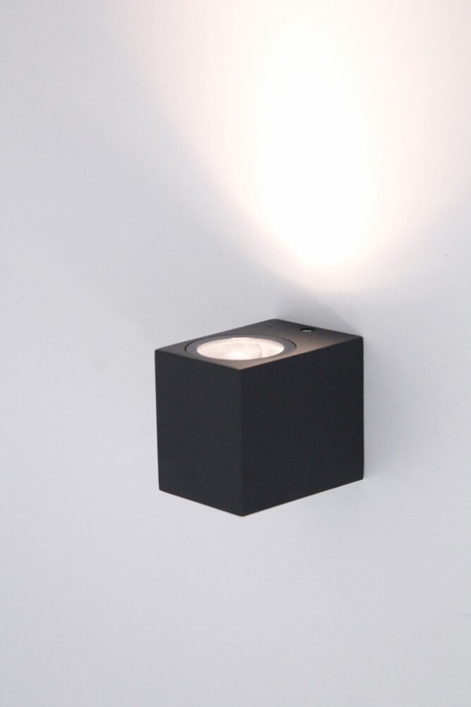 Buitenlamp / Wandlamp ZORA LED 1-lichts vierkant | Zwart
