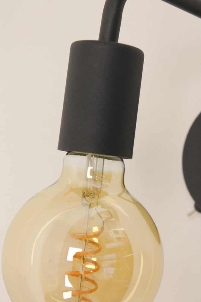 Minimalistische retro wandlamp DEMBA zwart
