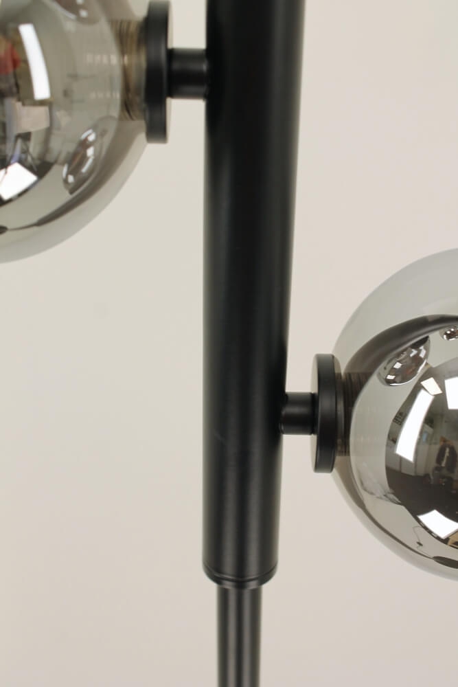Stijlvolle vloerlamp LUNAR met 4 smoke glazen bolletjes