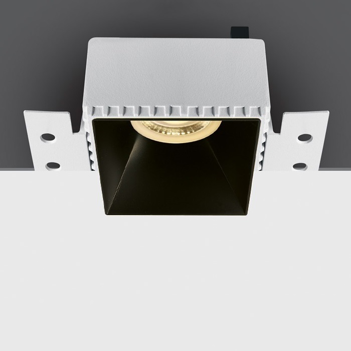 Zwarte reflector voor de BATTY TRIMLESS vierkante inbouwspot