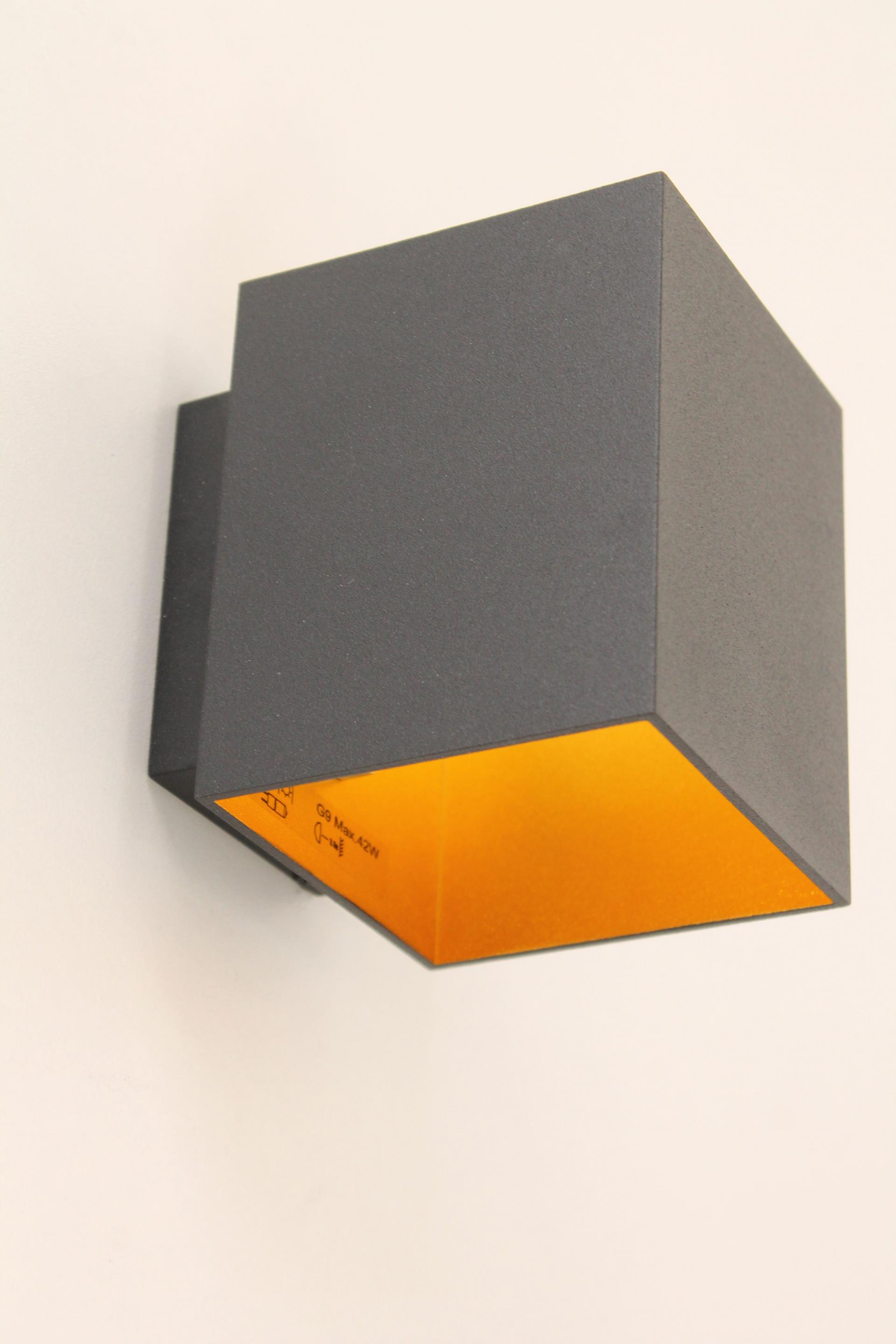 Strakke wandlamp LED 10 x 10 cm | Zwart / Goud