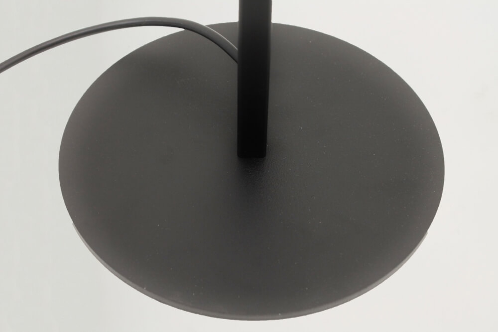 Zwarte strakke vloerlamp BY EEFFY metallic smoke zwart | Hutton Ø 28 cm