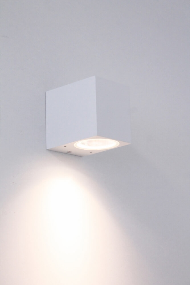 Buitenlamp / Wandlamp ZORA LED 1-lichts vierkant | Wit