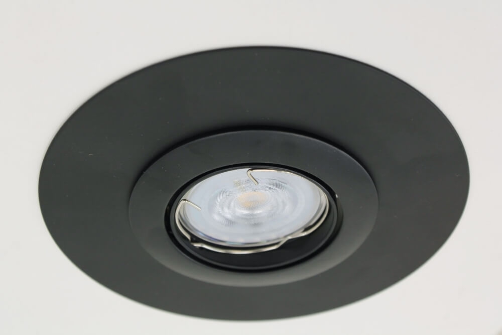 Opvulring zwart | Voor grote gaten in het plafond | Ø 14 cm