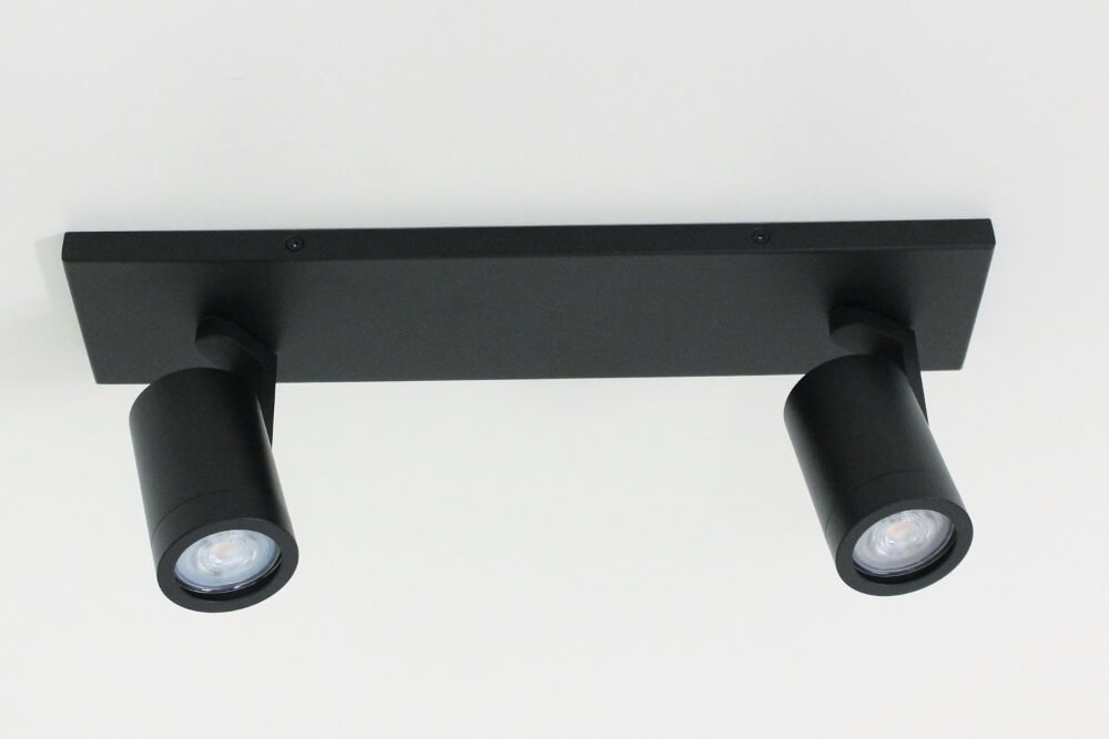 Stijlvolle strakke 2-lichts opbouwspot SCOOP balk | Zwart