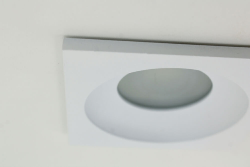 Witte waterdichte inbouwspot RAIN DEEP vierkant | IP44 8,5 cm