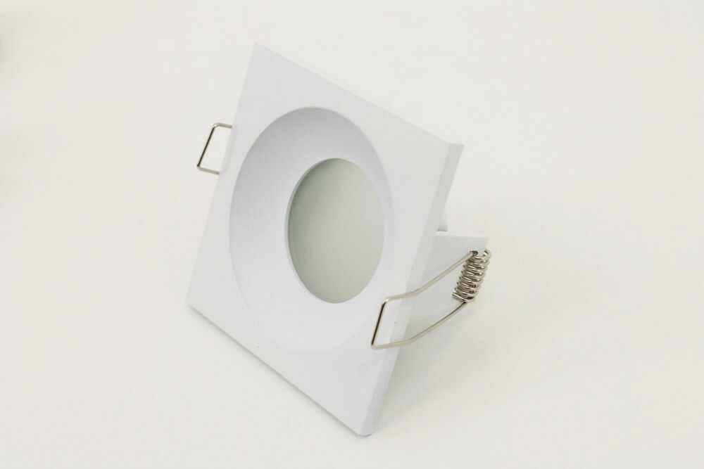 Witte waterdichte inbouwspot RAIN DEEP vierkant | IP44 8,5 cm