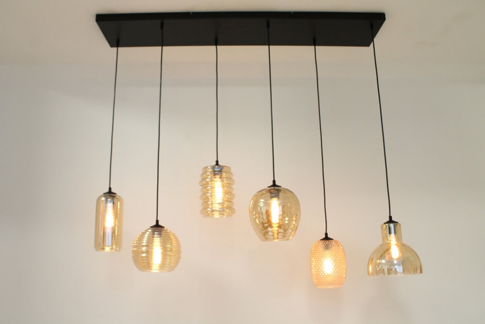 Zwarte hanglamp CLUSTER GOLD 6-lichts brede balk 130 cm