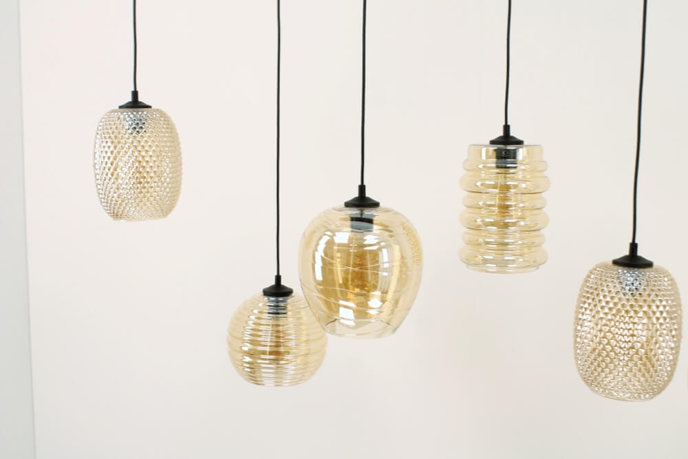 Zwarte hanglamp CLUSTER GOLD 8-lichts brede balk 160 cm