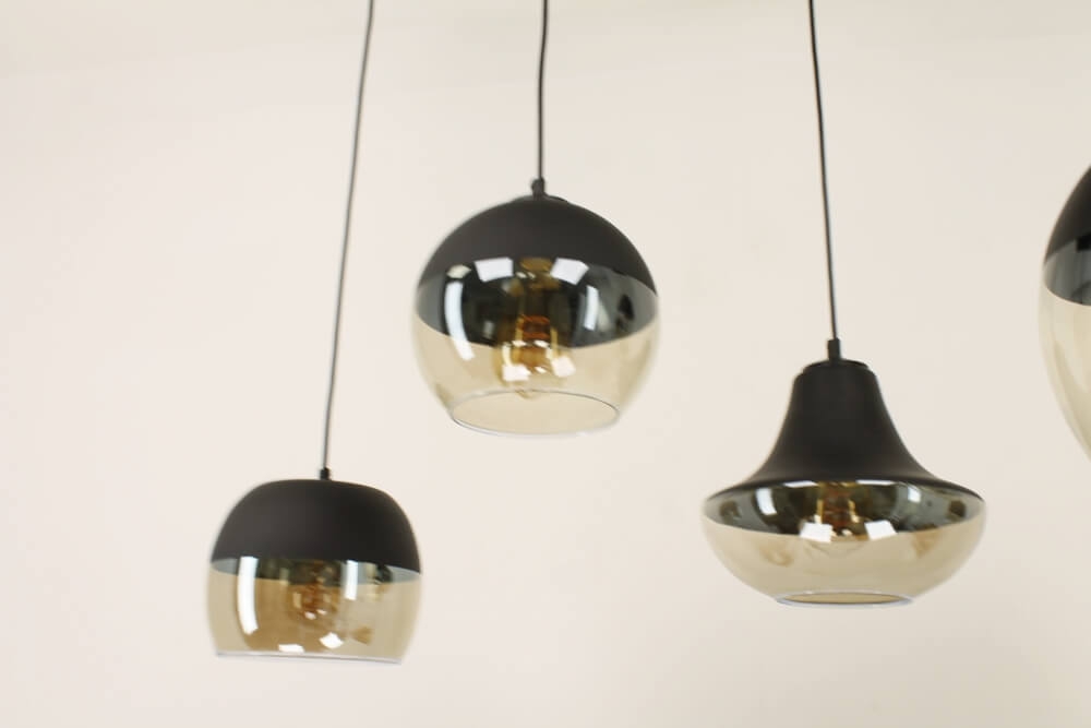 Charmante 6-lichts glazen hanglamp PHILOU zwart / amber fumé | Brede balk 130 cm